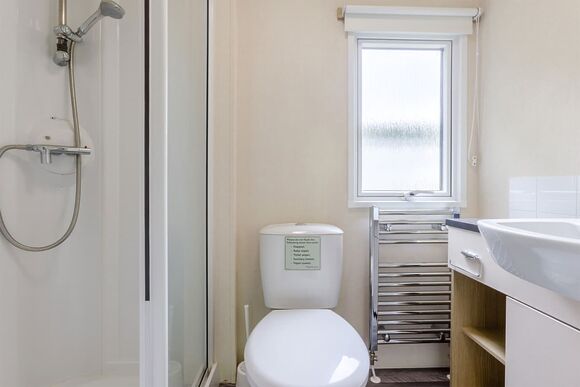 Gold Caravan with ensuite & decking - Bideford Bay, Bideford, Nr Clovelly