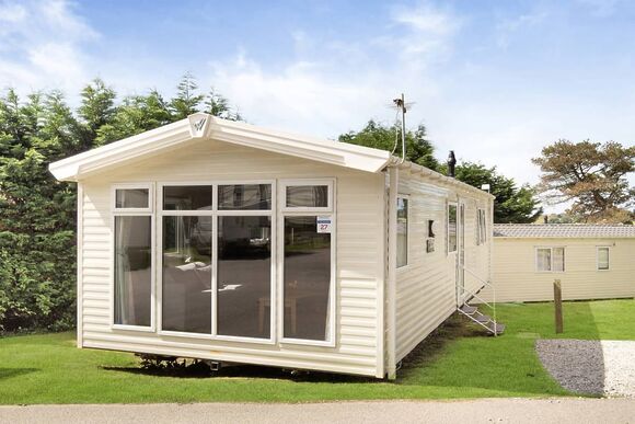 Silver Premium Caravan with decking - Bideford Bay, Bideford, Nr Clovelly