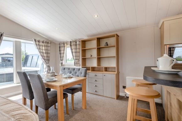 Deluxe Lodge with ensuite & decking, Deluxe Lodge with ensuite & decking P - Bideford Bay, Bideford, Nr Clovelly