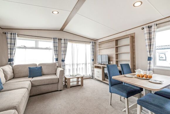 Gold Accessible with parking & decking - Bideford Bay, Bideford, Nr Clovelly