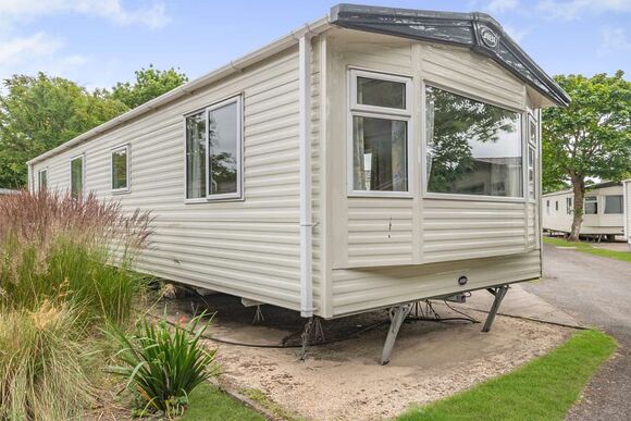 Gold Caravan with parking, ensuite & decking - Brynowen, Aberystwyth, Cardiganshire