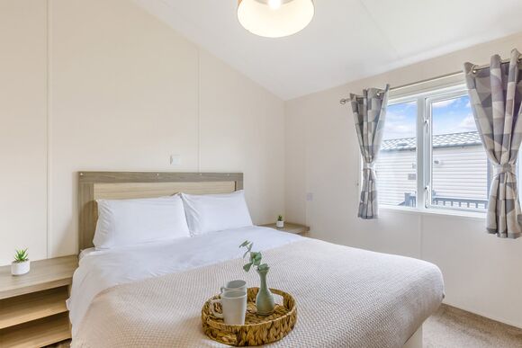 Prestige Lodge, parking, ensuite, decking & SV - Brynowen, Aberystwyth, Cardiganshire