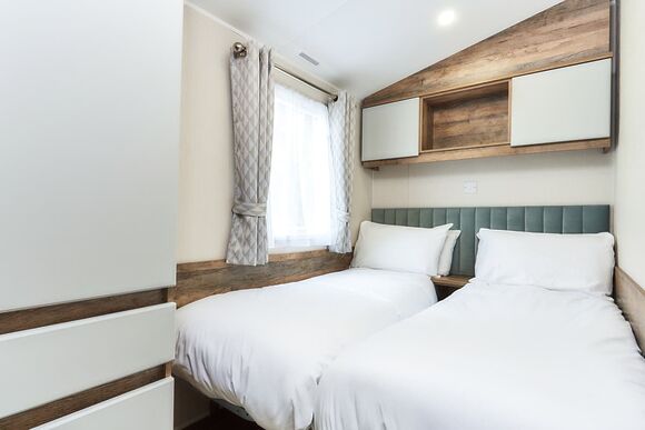 Lundy - California Cliffs, Great Yarmouth