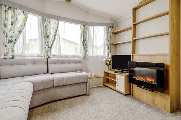 Bronze 3 Bedroom Caravan, Sleeps 6 - California Cliffs, Great Yarmouth