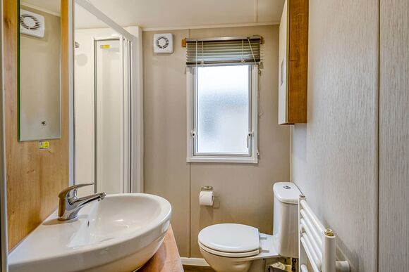 Bronze 3 Bedroom Caravan, Sleeps 6 - California Cliffs, Great Yarmouth