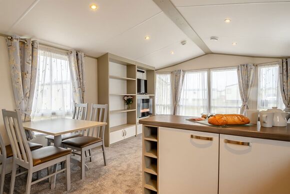 Gold 3 Bedroom Caravan, Sleeps 8 - California Cliffs, Great Yarmouth