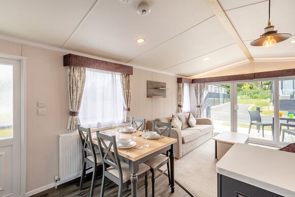 Gold Premium Caravan with ensuite & decking 6 - California Cliffs, Great Yarmouth