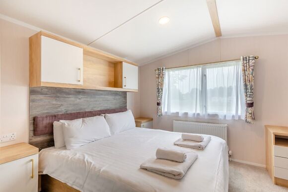 Gold Premium Caravan with ensuite & decking 6, Gold Premium Caravan with ensuite & decking 6 P - California Cliffs, Great Yarmouth