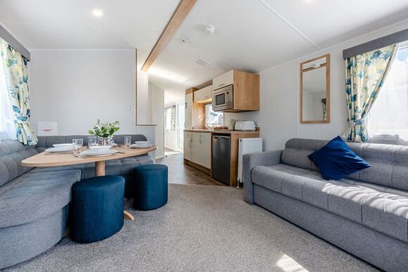 Bronze 3 Bedroom Caravan, Sleeps 8 - Camber Sands, Camber