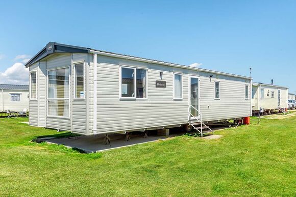 Gold Caravan with ensuite - Camber Sands, Camber