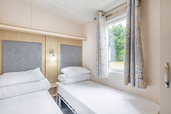 Gold Premium 3 Bedroom Caravan, Sleeps 8 - Camber Sands, Camber