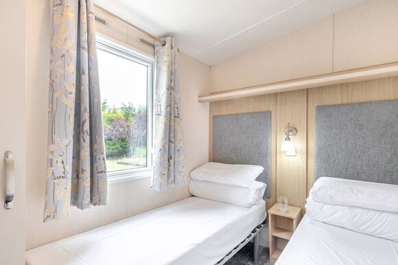 Gold Premium 3 Caravan with ensuite & decking - Camber Sands, Camber