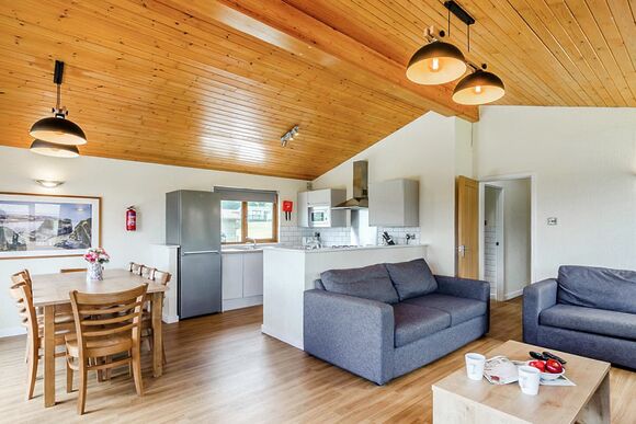Deluxe 2 Bed Lodge with parking, ensuite & decking - Camber Sands, Camber