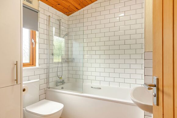 Deluxe 2 Bed Lodge with parking, ensuite & decking - Camber Sands, Camber