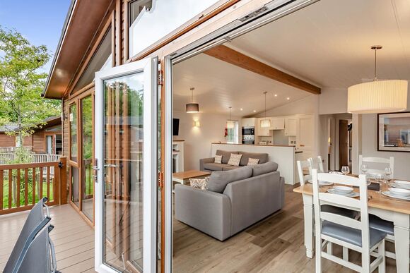 Deluxe 4 Lodge with parking, ensuite & decking - Camber Sands, Camber