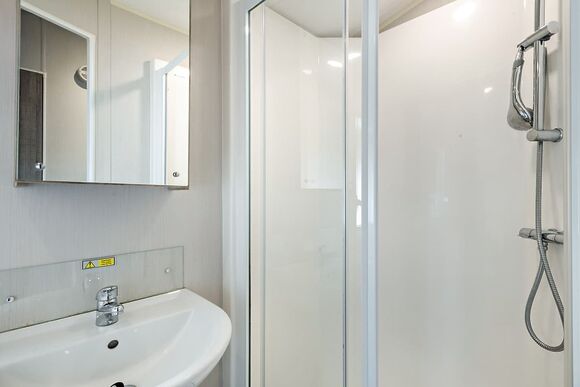 Silver 3 Caravan, slps 8, ensuite, decking - Camber Sands, Camber