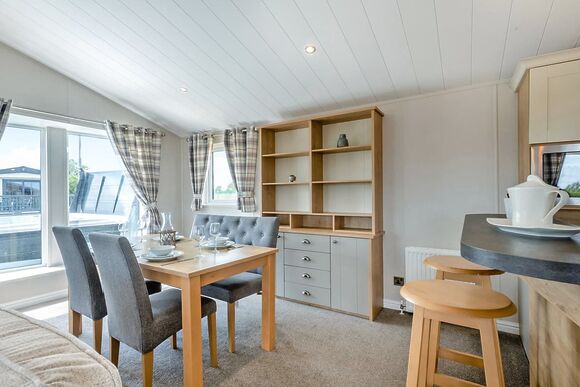 Deluxe 2 Lodge, slps 4, ensuite, decking - Camber Sands, Camber