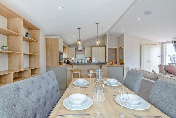 Deluxe 2 Lodge, slps 4, ensuite, decking - Camber Sands, Camber