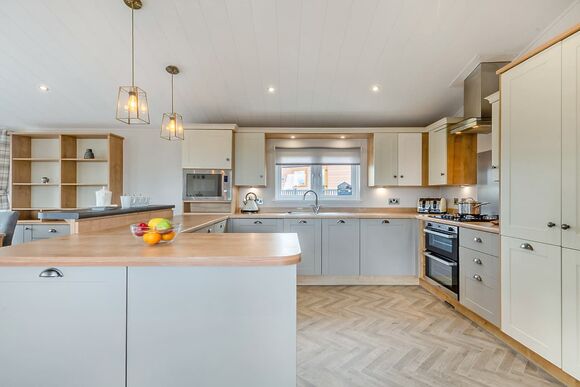 Deluxe 2 Lodge, slps 4, ensuite, decking - Camber Sands, Camber