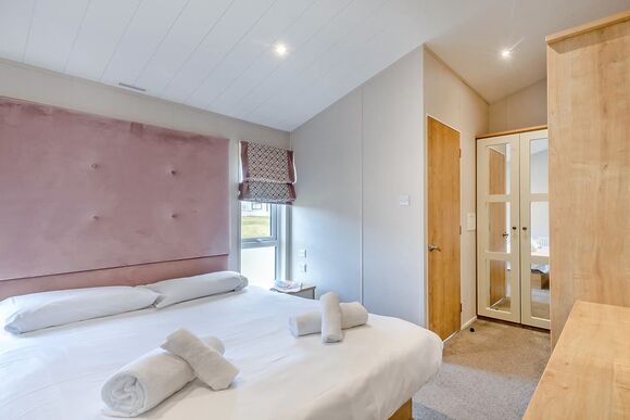 Deluxe 2 Lodge, slps 4, ensuite, decking - Camber Sands, Camber