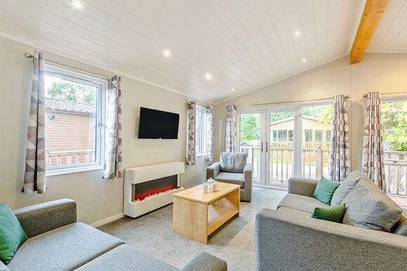 Deluxe 3 Lodge, slps 6, ensuite, decking - Camber Sands, Camber