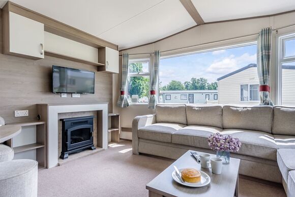 Gold Caravan with parking, decking & sea view 6 - Carmarthen Bay, Kidwelly, Carmarthenshire