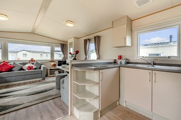 Gold Caravan with parking, decking & sea view - Carmarthen Bay, Kidwelly, Carmarthenshire