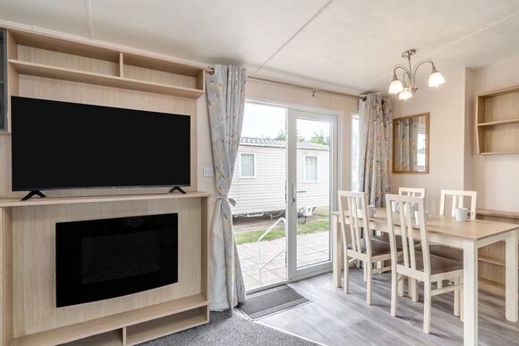 Gold Premium 2 slps 6 parking, decking, sea view, Gold Premium 2 Bedroom Caravan, Sleeps 6. With dedicated parking., Gold Premium 3 Caravan slps 8 parking and sea view - Carmarthen Bay, Kidwelly, Carm