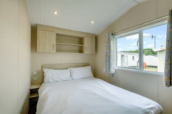 Bronze 3 Bedroom Caravan, Sleeps 6 - Cayton Bay, Cayton Bay, Scarborough