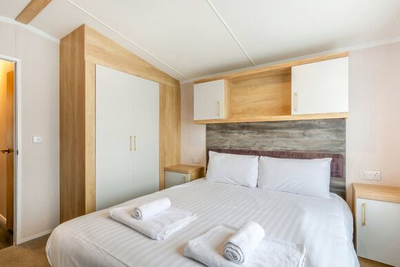 Gold Premium Caravan with ensuite & decking - Cayton Bay, Cayton Bay, Scarborough