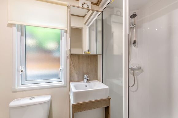 Silver 3 Caravan with decking - Cayton Bay, Cayton Bay, Scarborough