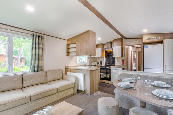 Silver Caravan 8 with ensuite P, Silver Caravan with ensuite - Cayton Bay, Cayton Bay, Scarborough