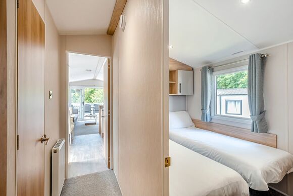 Silver Premium 2 Bedroom Caravan, Sleeps 6 - Cayton Bay, Cayton Bay, Scarborough