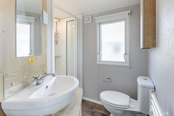 Bronze 2 Bedroom Caravan, Sleeps 6 - Coopers Beach, Mersea Island, Colchester