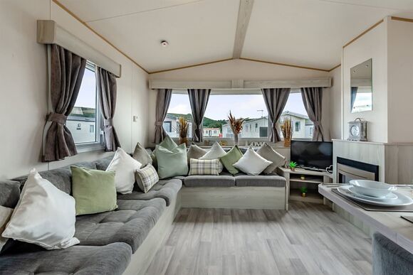 Bronze Caravan with parking - Coopers Beach, Mersea Island, Colchester