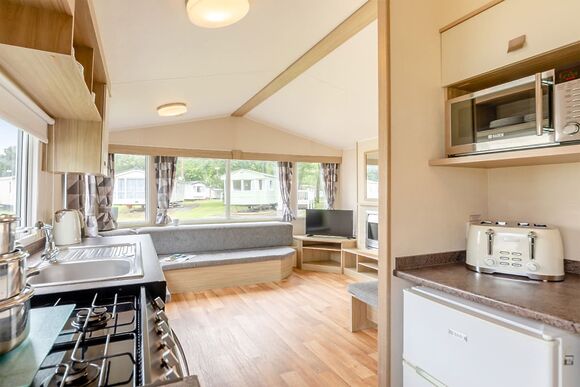 Bronze 2 Bedroom Caravan, Sleeps 4 - Cresswell Towers, Cresswell, Morpeth