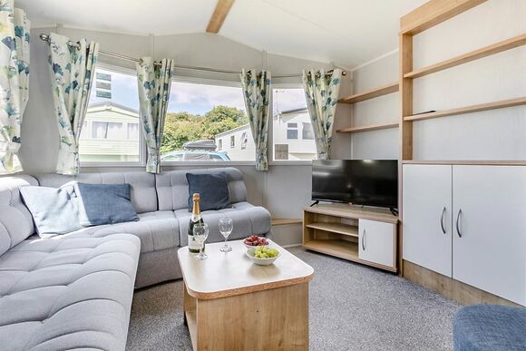 Bronze 2 Bedroom Caravan, Sleeps 6 - Cresswell Towers, Cresswell, Morpeth