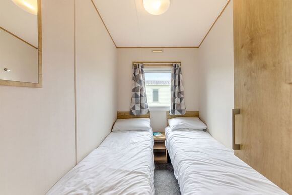 Bronze 3 Bedroom Caravan, Sleeps 6 - Cresswell Towers, Cresswell, Morpeth