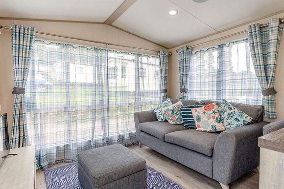 Bronze Premium 1 Bedroom Caravan, Sleeps 2 - Cresswell Towers, Cresswell, Morpeth