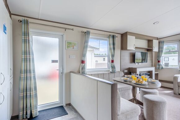 Gold 2 Bedroom Caravan, Sleeps 6 - Cresswell Towers, Cresswell, Morpeth