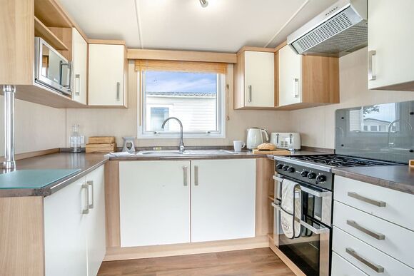 Gold Premium 2 Bedroom Caravan, Sleeps 6 - Cresswell Towers, Cresswell, Morpeth