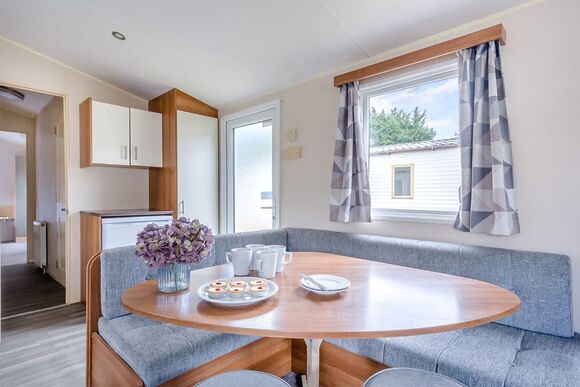 Silver Caravan with decking 6 P, Silver Caravan with decking 6 - Cresswell Towers, Cresswell, Morpeth