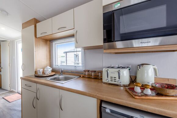 Bronze 2 Bedroom Caravan, Sleeps 4 - Crimdon Dene, North Hartlepool