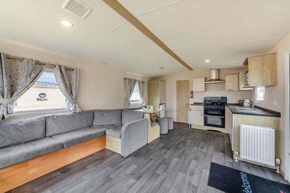 Gold Caravan with decking & sea view - Crimdon Dene, North Hartlepool