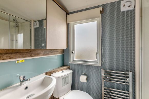 Silver Premium 2 Bedroom Caravan, Sleeps 6 - Crimdon Dene, North Hartlepool