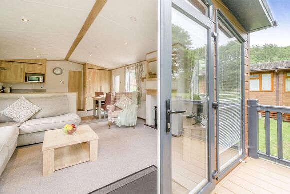 Gold Premium Caravan, parking, decking & SV 4 - Crimdon Dene, North Hartlepool