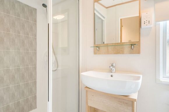Gold Premium Caravan, parking, decking & SV 4 - Crimdon Dene, North Hartlepool
