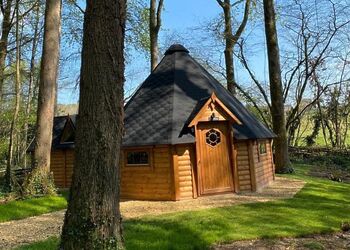 Twit Twoo - Peckmoor Farm Lodges, Crewkerne