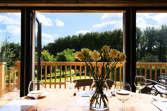 The Old Tack Room - Peckmoor Farm Lodges, Crewkerne