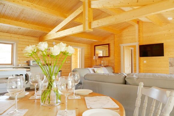Pilsdon Perch - Peckmoor Farm Lodges, Crewkerne